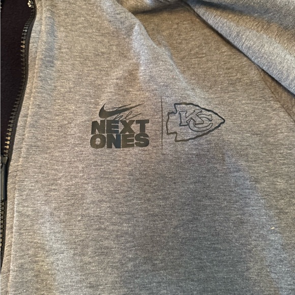 Nike Gray Kansas City Chiefs Zip-Up Hoodie dri-fit next ones - Picture 7 of 14